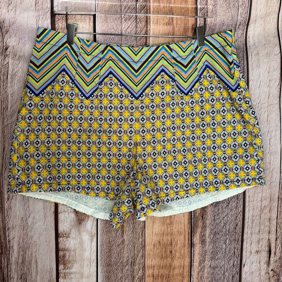Maeve by Anthropologie Geometric Chevron Print Shorts Multicolor 18W Boho Summer - Picture 1 of 9